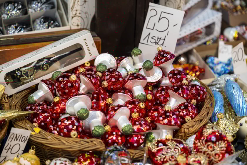 Jarmark Bożonarodzeniowy 2024 we Wrocławiu - na zdjęciach produkty, które można kupić na jarmarku